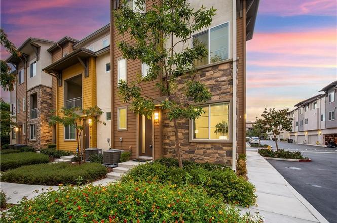 Foto principal - 747 Savi Dr