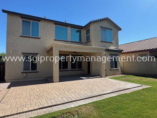 Building Photo - 10789 W Saddlehorn Rd