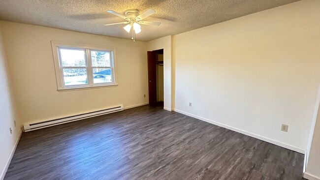 Building Photo - 3736 Carman Rd