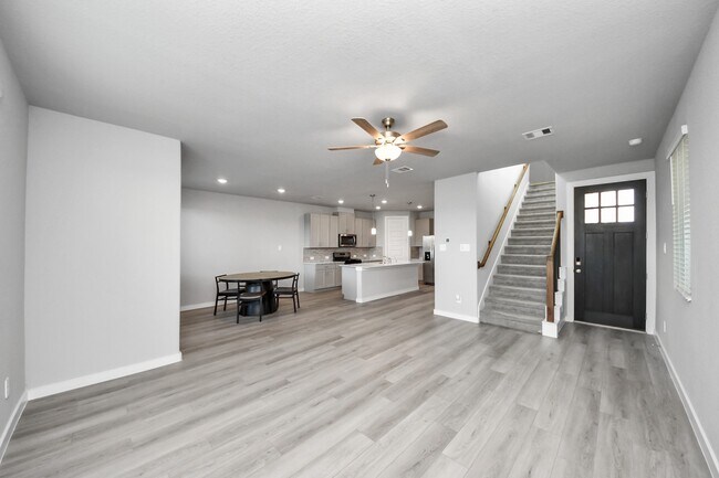 Foto del edificio - 4111 Good Vineyard Ln