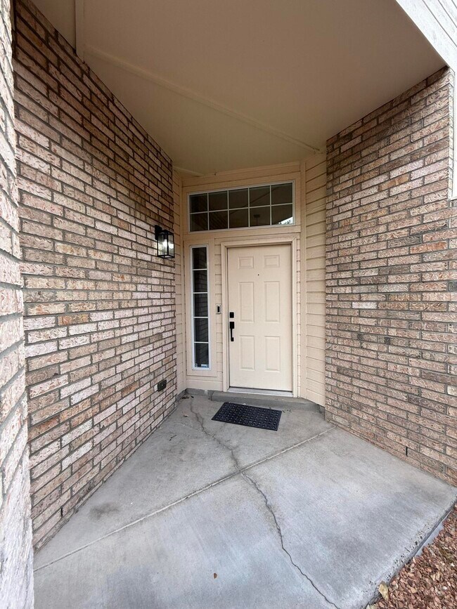 Foto del edificio - 7616 Copperfield Dr NE