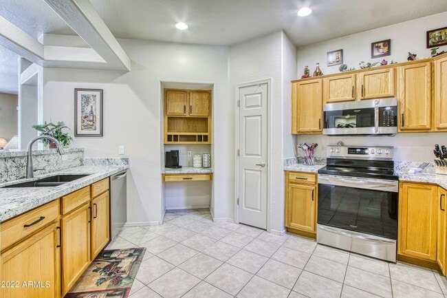 Building Photo - 11500 E Cochise Dr