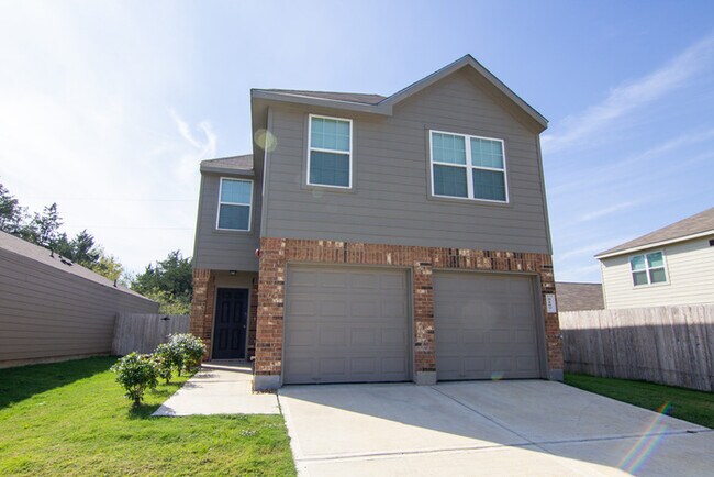 Foto del edificio - 5157 Lost Oak Dr