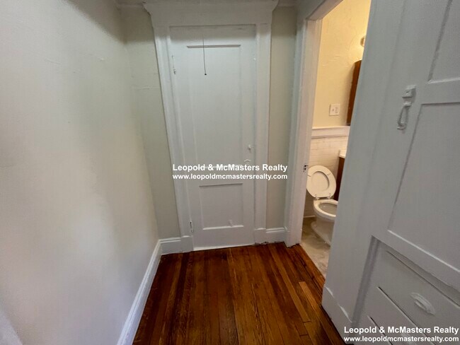 Building Photo - 1164 Boylston St