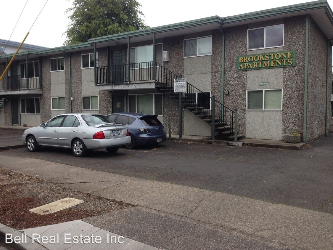 Primary Photo - 457 W 8th Ave