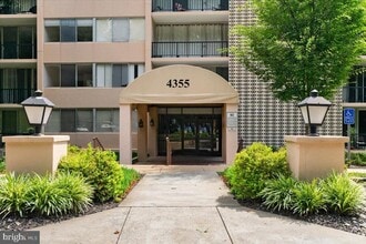Building Photo - 4355 Ivymount Ct