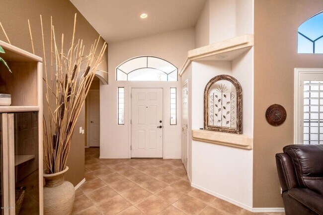 Foto del edificio - Furnished Home Summer Rental!  Avail. June...