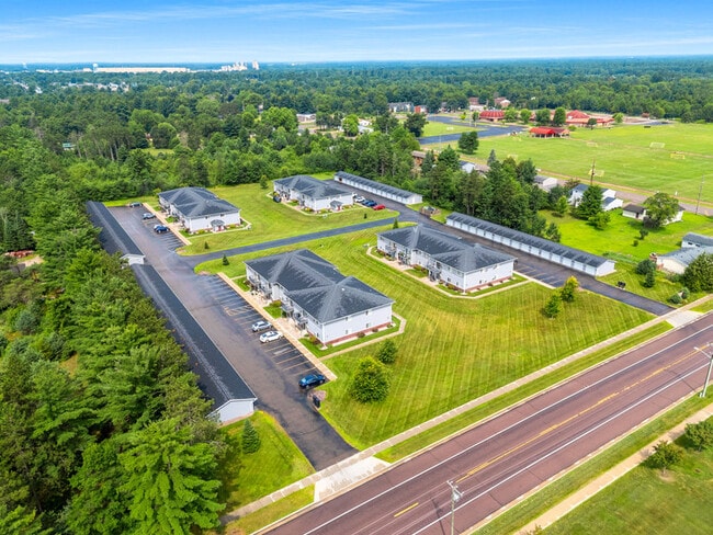 Building Photo - Woodland Estates