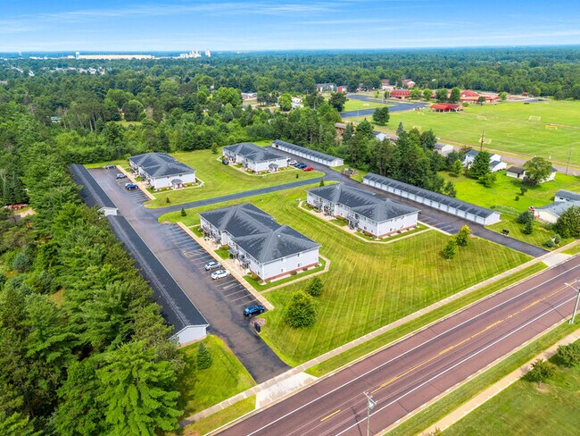 Foto del edificio - Woodland Estates