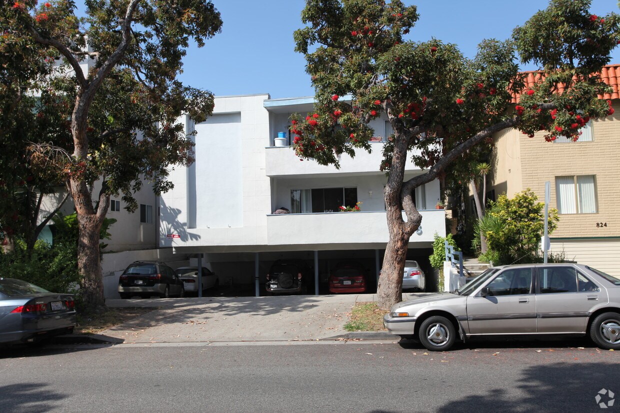 Building Photo - 11TH828