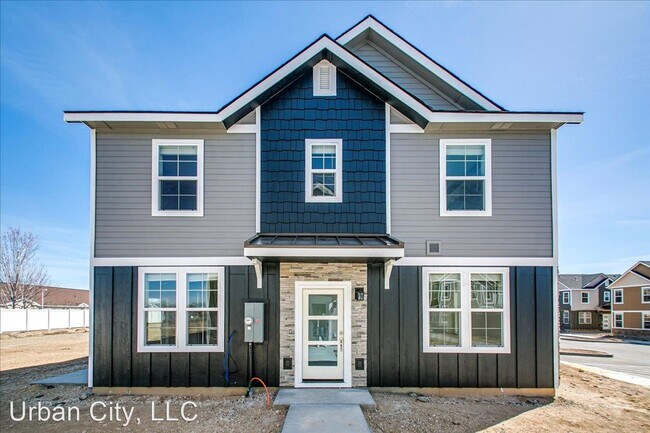 Building Photo - 3 br, 2.5 bath House - 5843 S Carlburg Lane