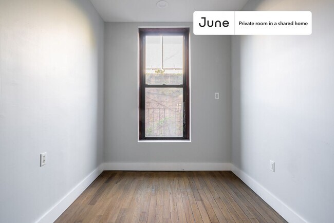 Foto del edificio - Room in Shared 4 bed/2 bath home