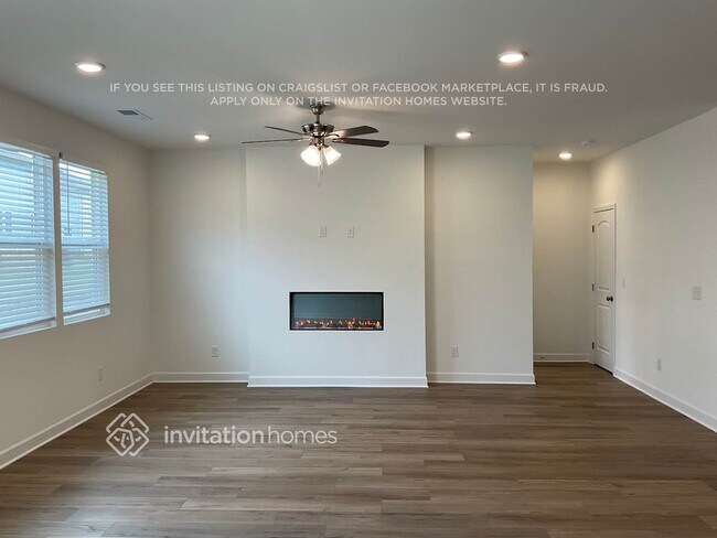 Foto del edificio - 253 W Millbrook Dr