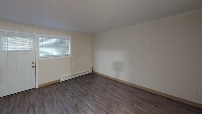 Foto del edificio - 2034 Riverdale St