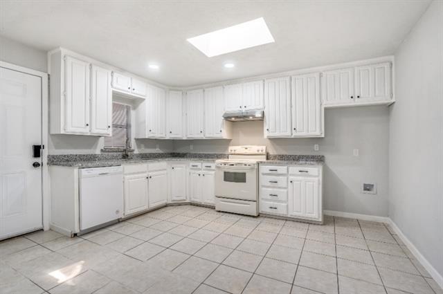 Foto del edificio - 3722 Cumberland Ln