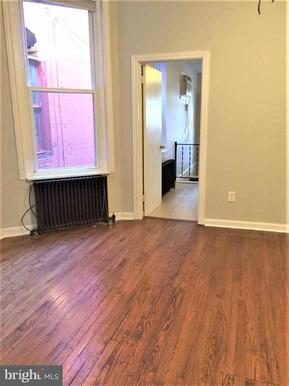 Foto del edificio - 630 S 51st St