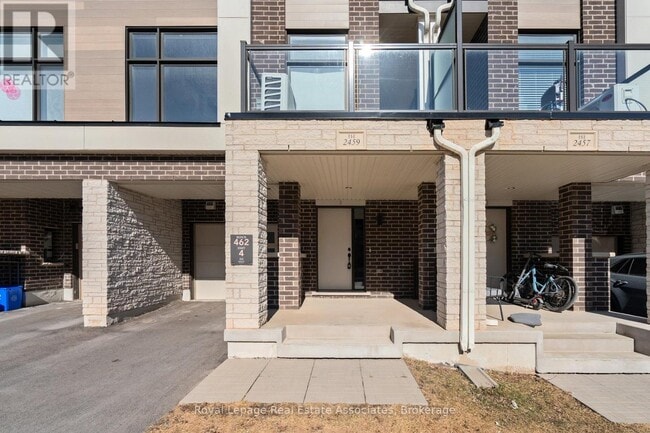 Photo du bâtiment - 2459 Belt Ln