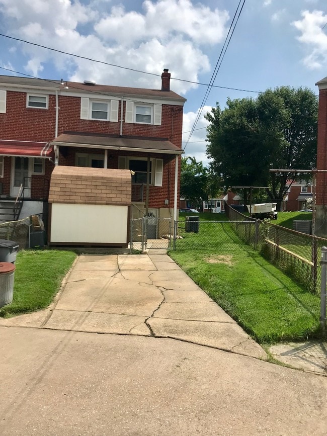 Building Photo - 3426 Wallford Dr