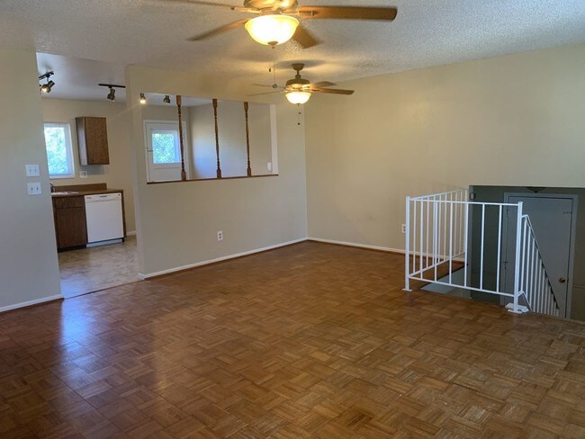 Building Photo - 2965 W 10th Ave Cir