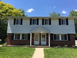 Building Photo - 906-908-908 Peterson St