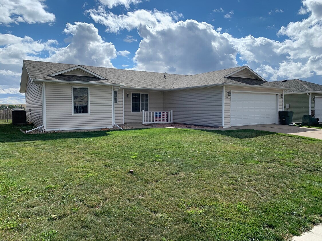 3007 Goldenrod Ave, Gillette, WY 82716 House Rental in Gillette, WY