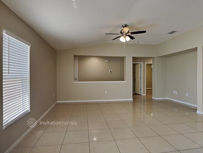 Foto del edificio - 2496 Brownwood Dr