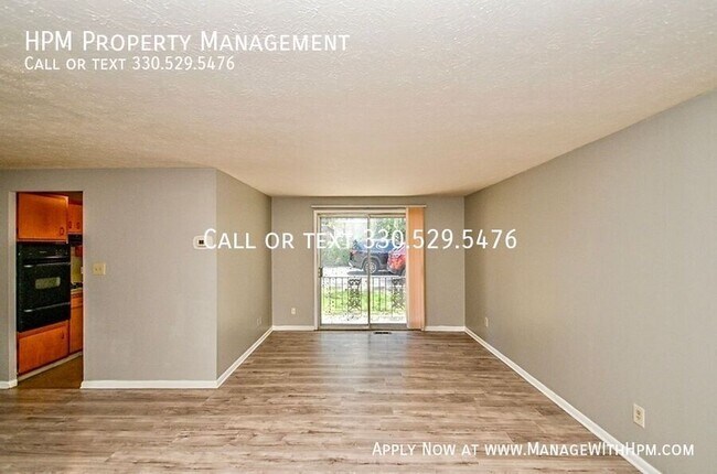 Foto del edificio - 842 S Green Rd