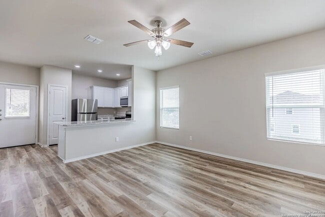 Building Photo - Discover Elevated Living at Hunters Ranch!