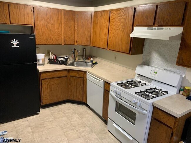 Foto del edificio - 118 Sussex Pl