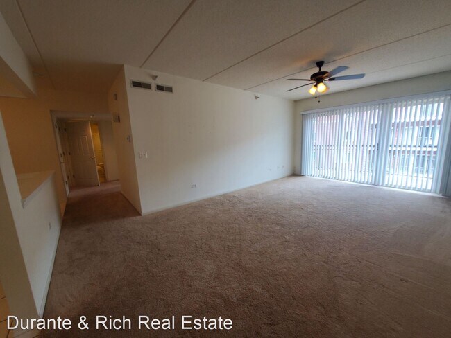 Building Photo - 2 br, 1 bath House - 5000 Oakton St