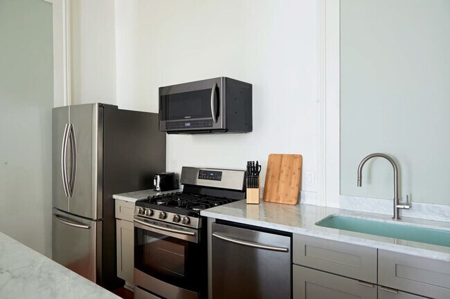 Foto del edificio - 2317 N Rampart St