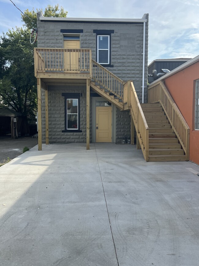 Entrada trasera - 1231 Pennsylvania Ave