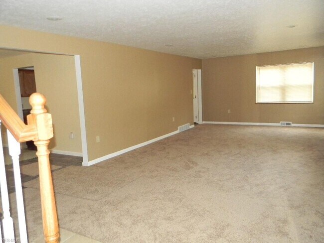Building Photo - 20787 Royalton Rd
