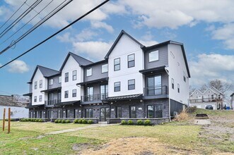 Building Photo - 4740 Walworth Ave