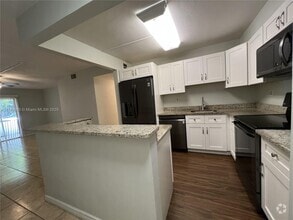 Building Photo - 4354 NW 9th Ave