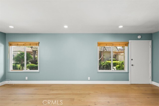 Foto del edificio - 10300 Columbia River Ct