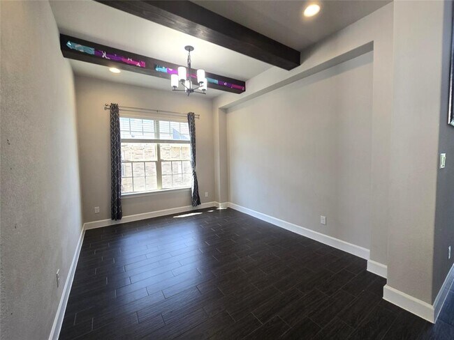 Foto del edificio - 340 Cross Timbers Dr