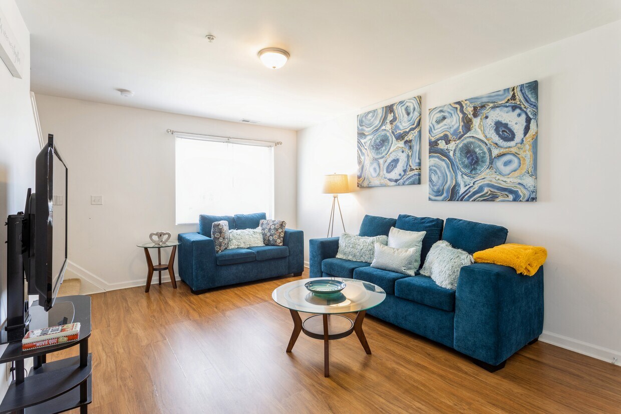 Pangea Oaks Apartments in Baltimore, MD