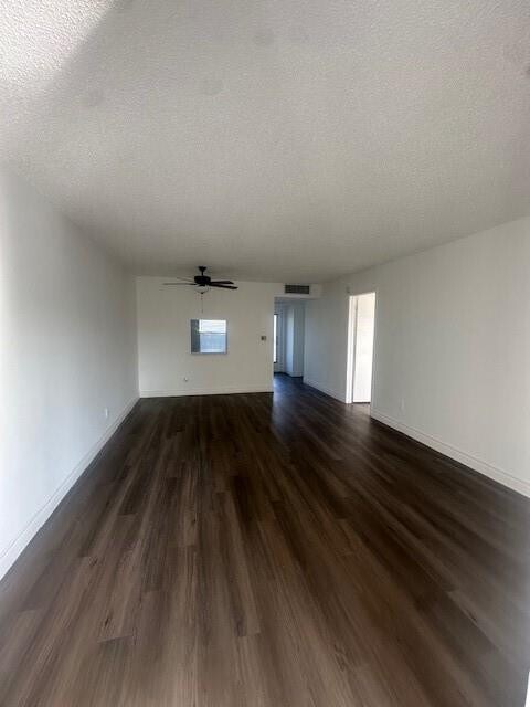 Foto del edificio - 5860 NW 64th Ave