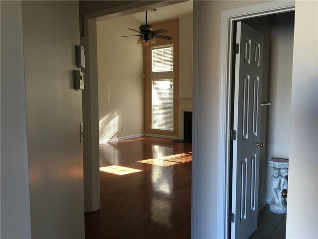 Building Photo - 655 Alstonefield Dr