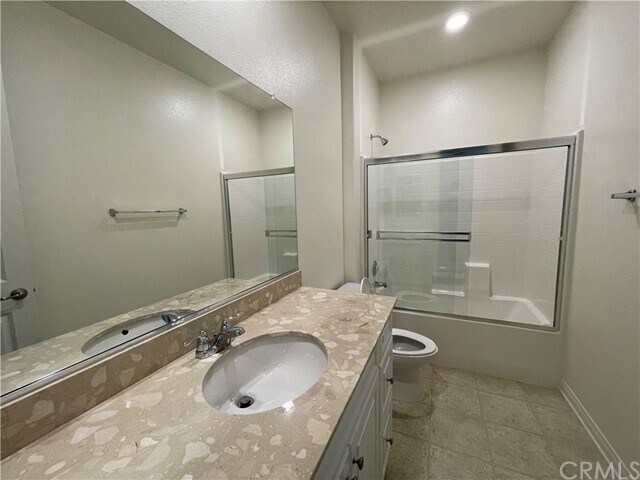 Foto del edificio - 8676 Founders Grove St