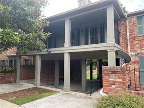 Building Photo - 3125 Colonial Way