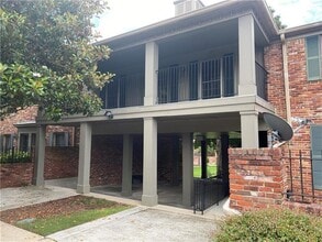 Building Photo - 3125 Colonial Way