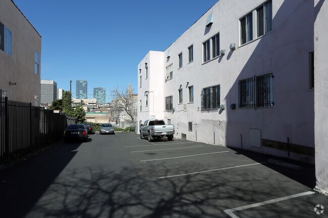 Building Photo - 2849 San Marino St