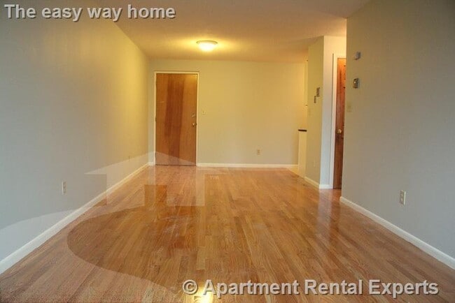 Photo - 14 Murdock St Apartment