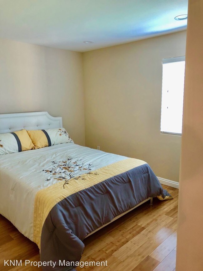 Foto del edificio - 3315 W 190th St