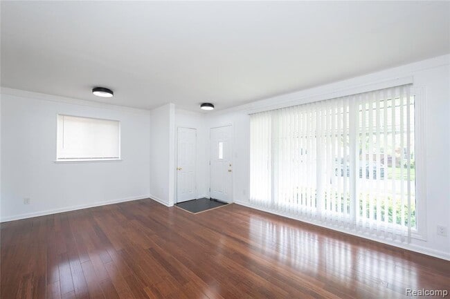 Foto del edificio - 26211 Linwood St