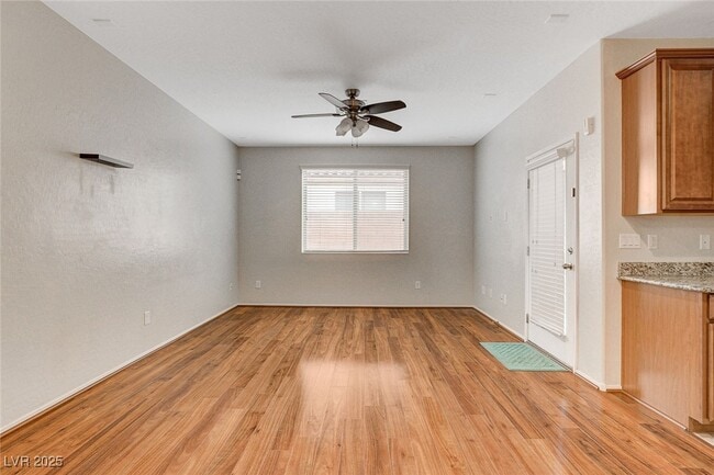 Building Photo - 7669 Lots Hills Dr