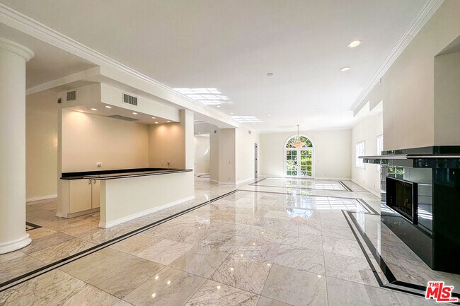 Foto del edificio - 513 Avondale Ave