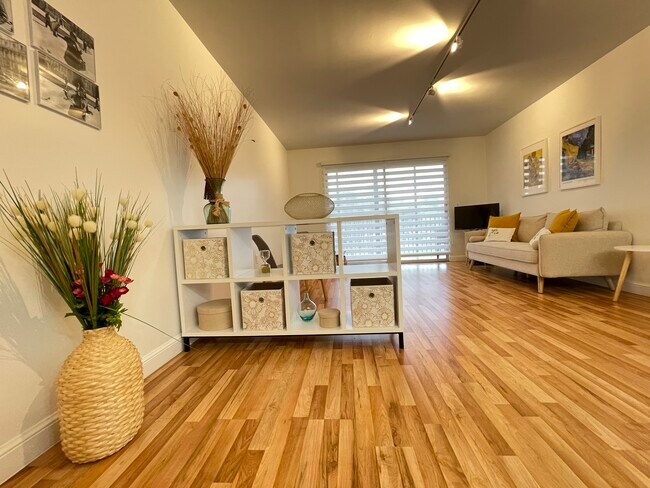 Foto del edificio - 13455 SW 16th Ct